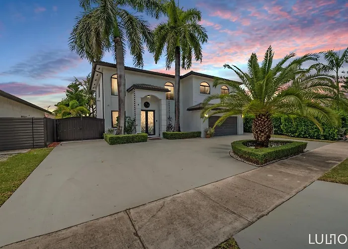 Luxury Beach Oasis - Heated Pool, Game Extravaganza L44